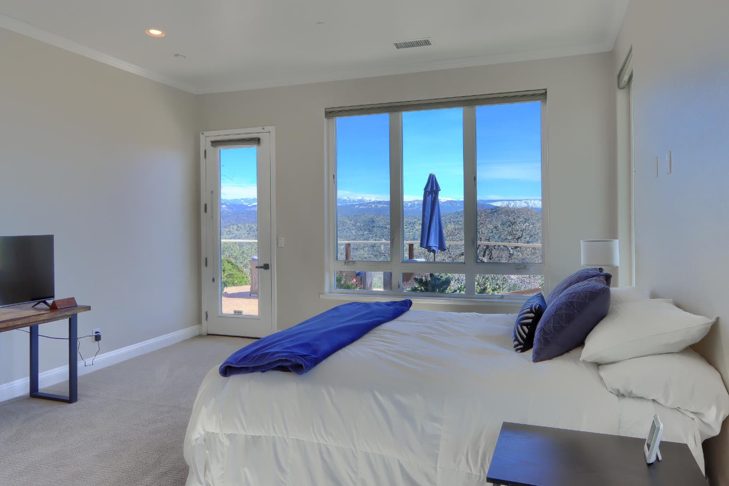 41915 John Muir Dr, Coarsegold, CA 93614