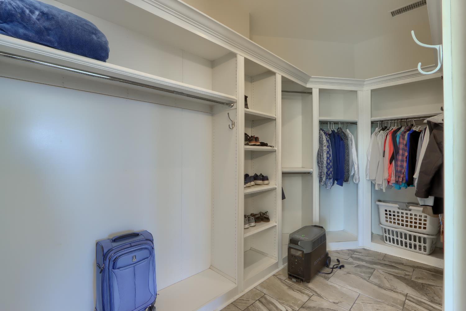 41915 John Muir Dr, Coarsegold, CA 93614