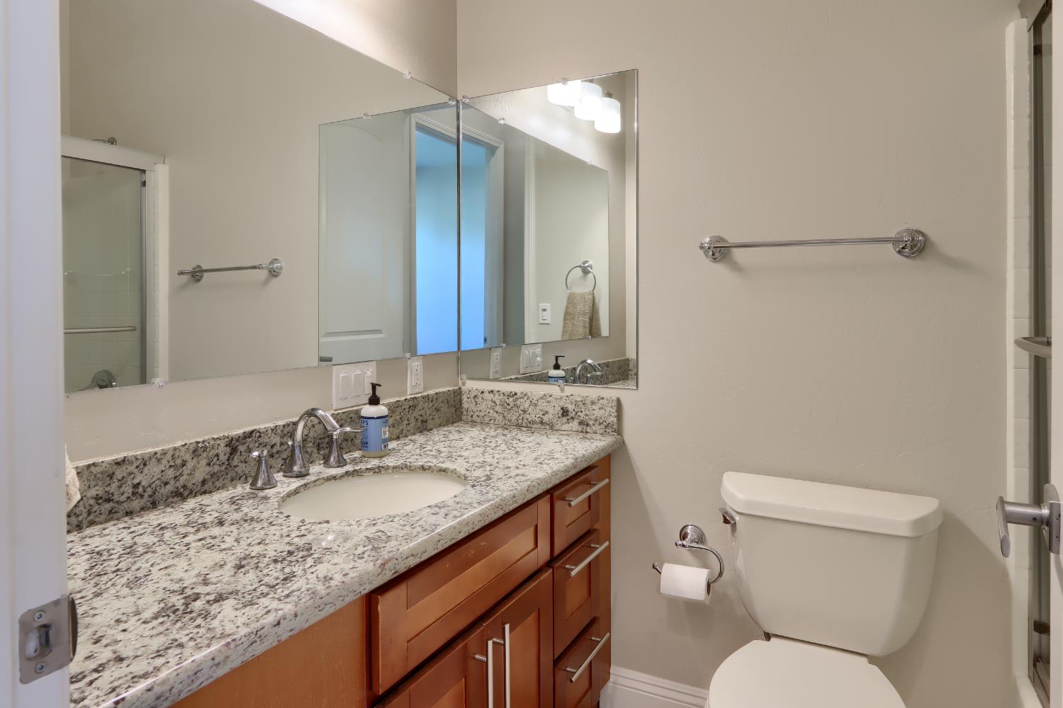 41915 John Muir Dr, Coarsegold, CA 93614