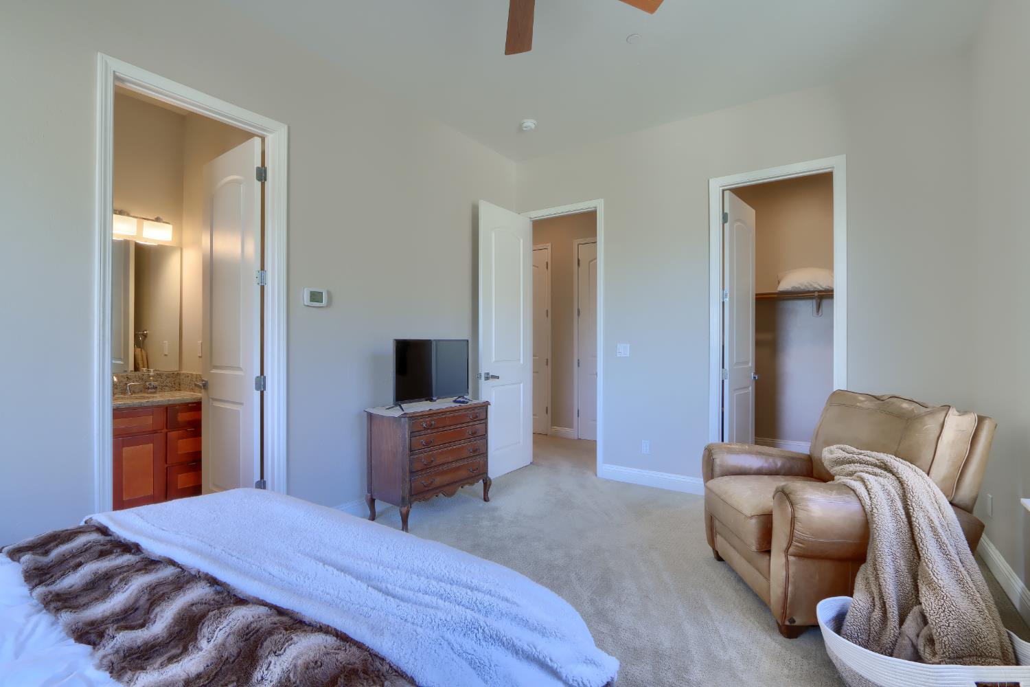 41915 John Muir Dr, Coarsegold, CA 93614