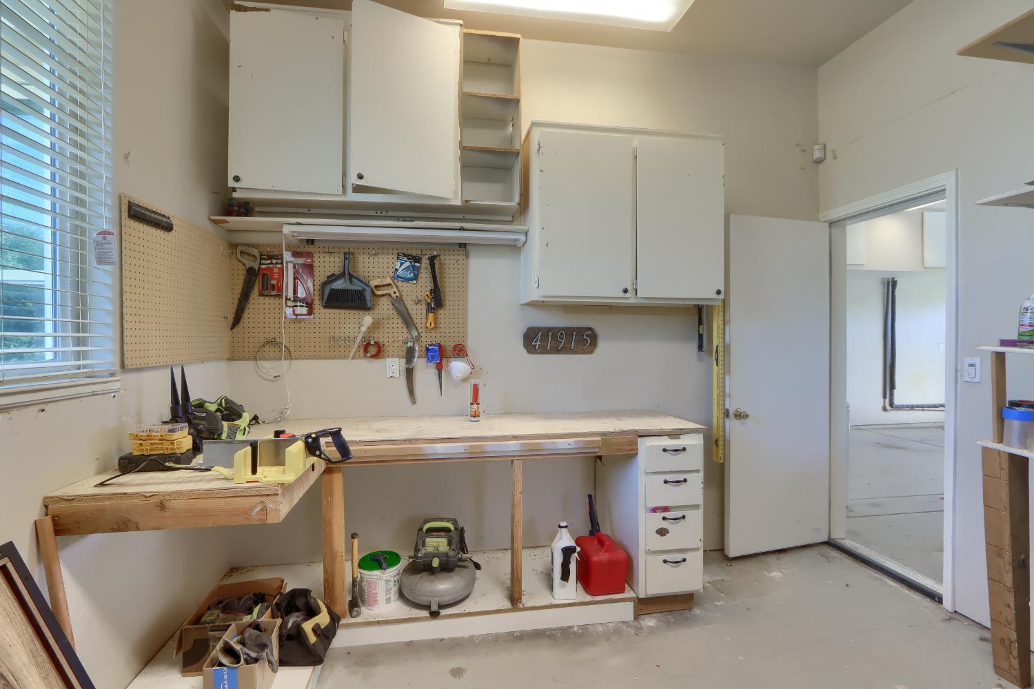 41915 John Muir Dr, Coarsegold, CA 93614