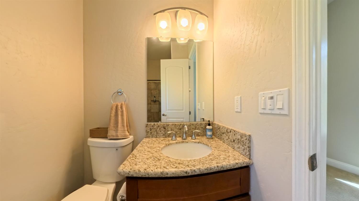 41915 John Muir Dr, Coarsegold, CA 93614