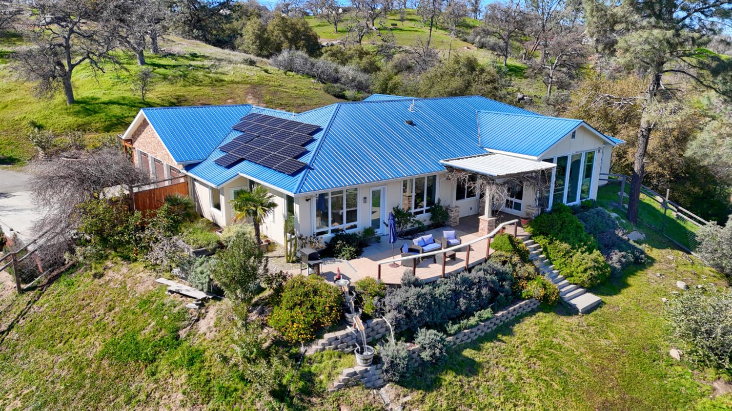 41915 John Muir Dr, Coarsegold, CA 93614