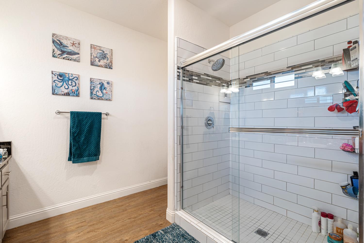 4473 W Langden Dr, Fresno, CA 93722