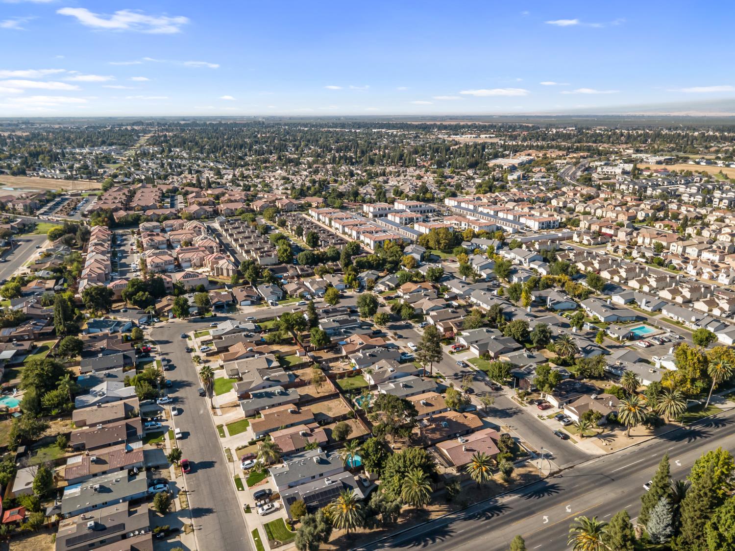 4473 W Langden Dr, Fresno, CA 93722