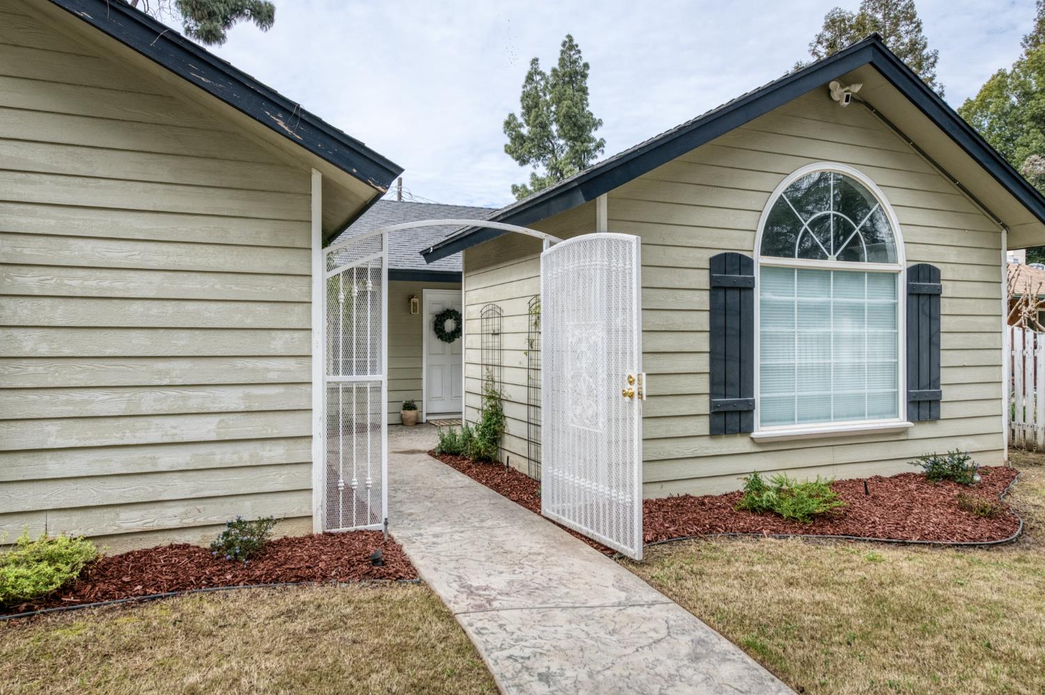 3519 N Van Ness Blvd, Fresno, CA 93704