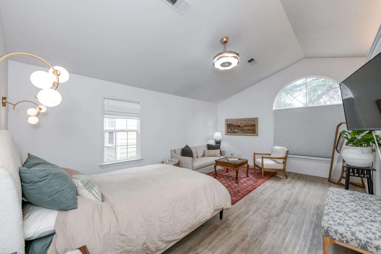 3519 N Van Ness Blvd, Fresno, CA 93704