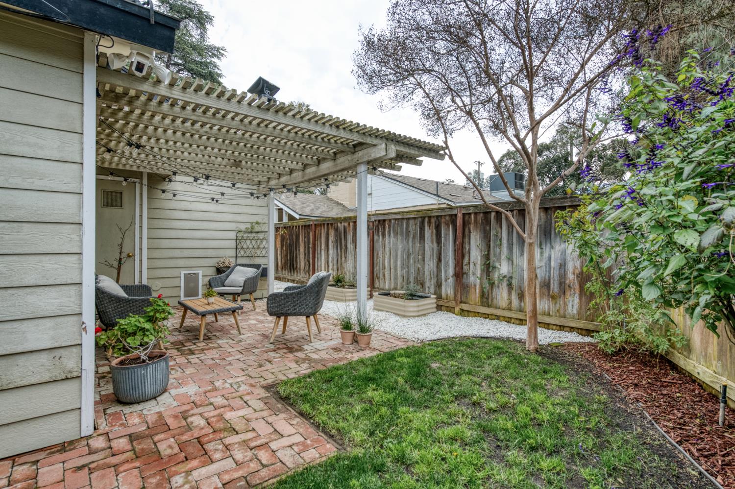 3519 N Van Ness Blvd, Fresno, CA 93704