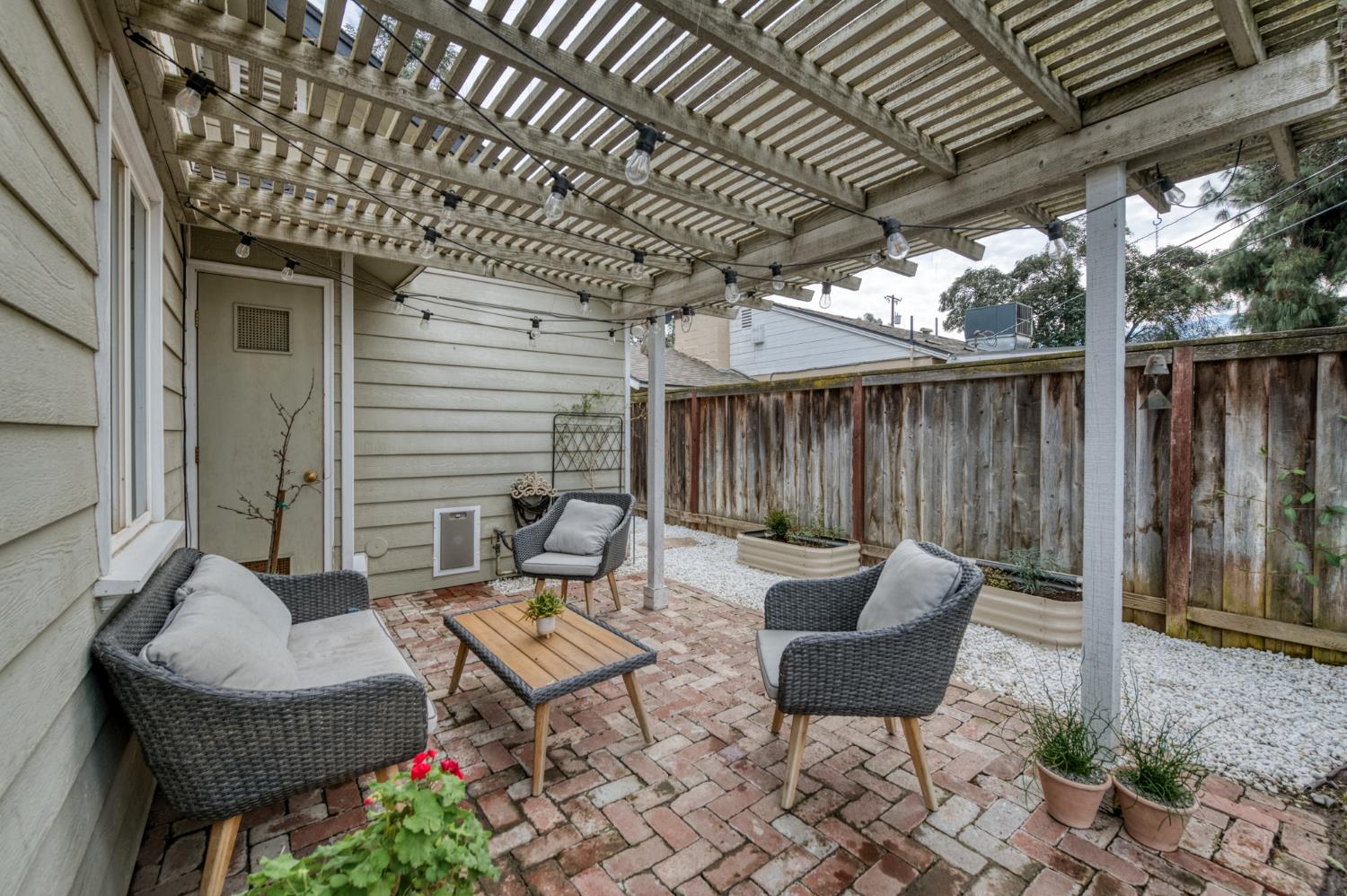 3519 N Van Ness Blvd, Fresno, CA 93704