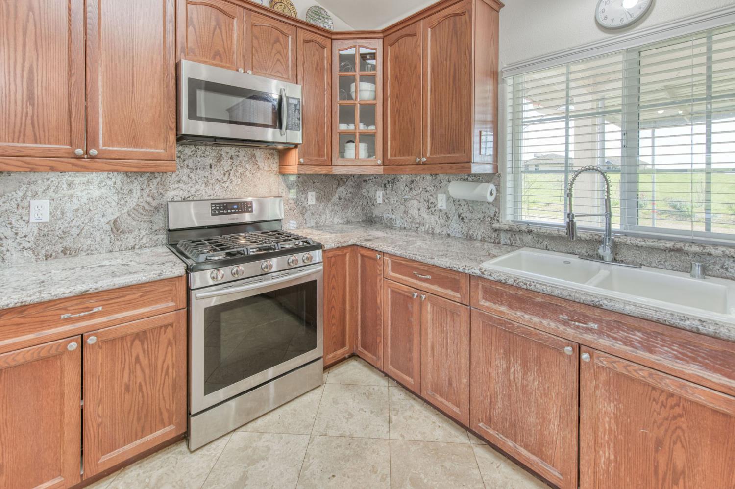 34700 Willow Dr, Raymond, CA 93653