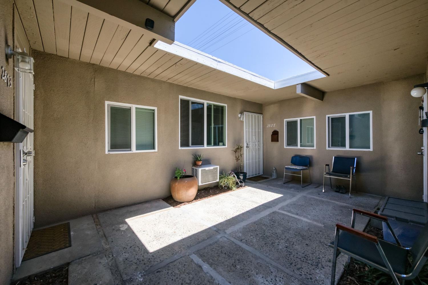 2833 N West Ave, Fresno, CA 93705