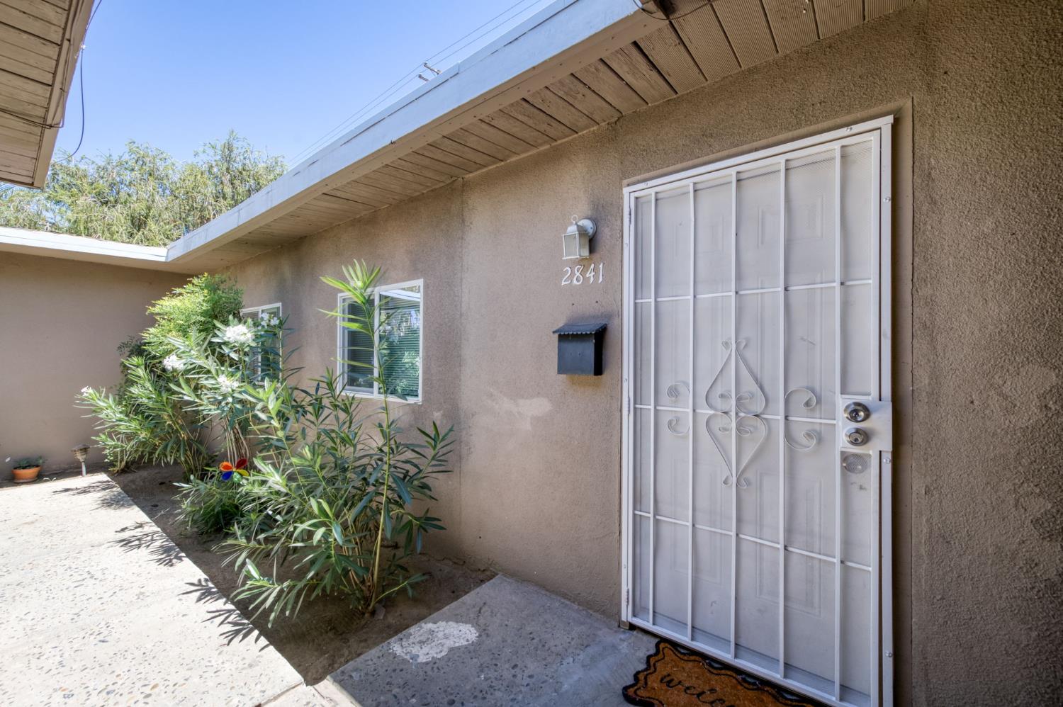 2833 N West Ave, Fresno, CA 93705