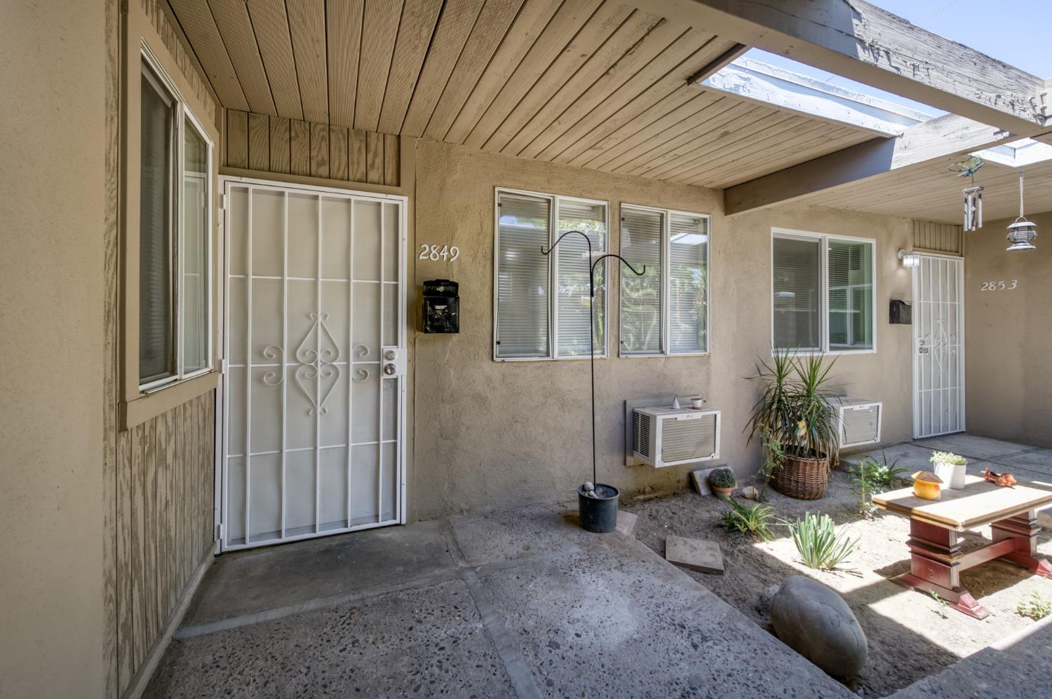 2833 N West Ave, Fresno, CA 93705