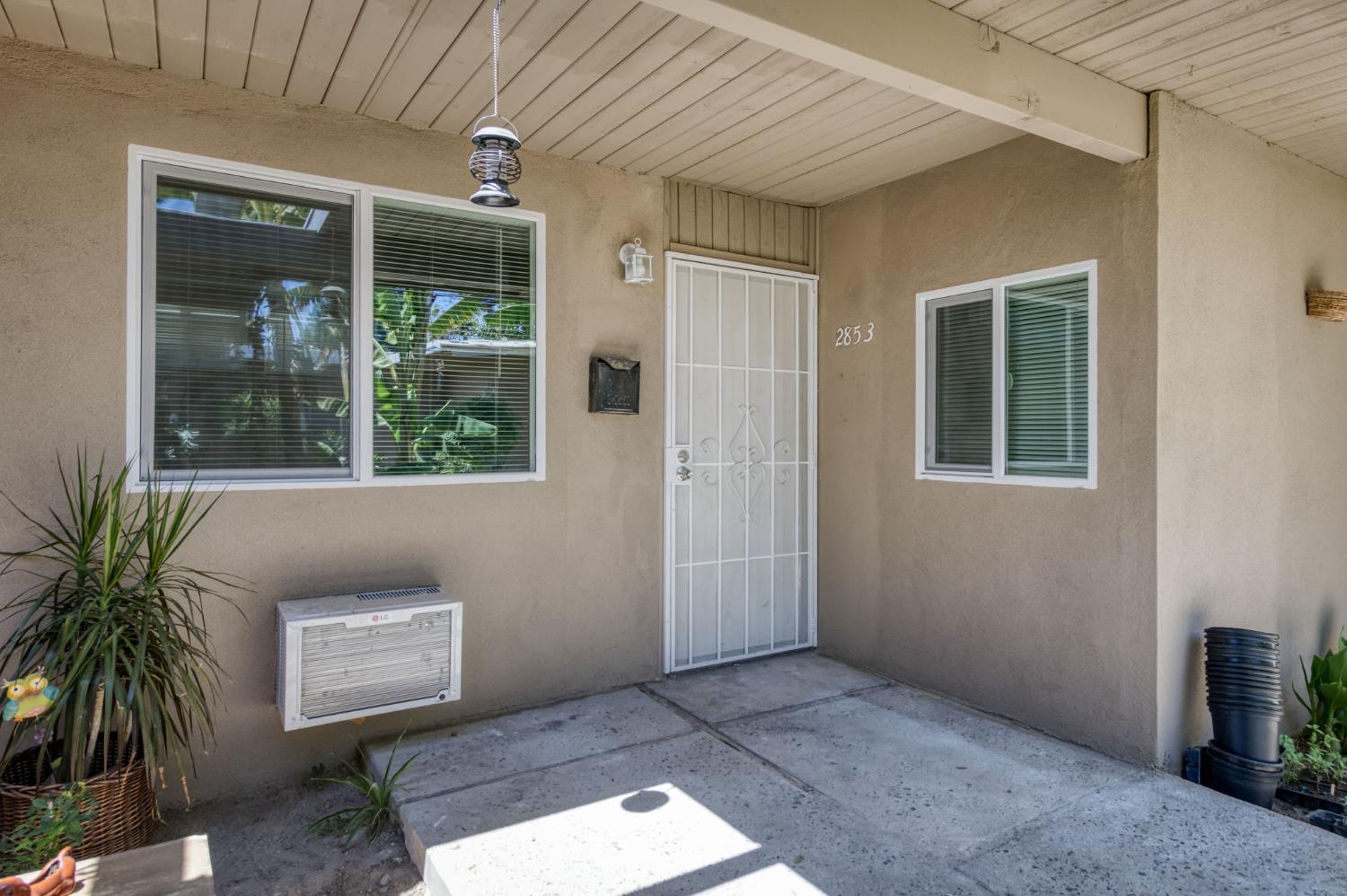 2833 N West Ave, Fresno, CA 93705