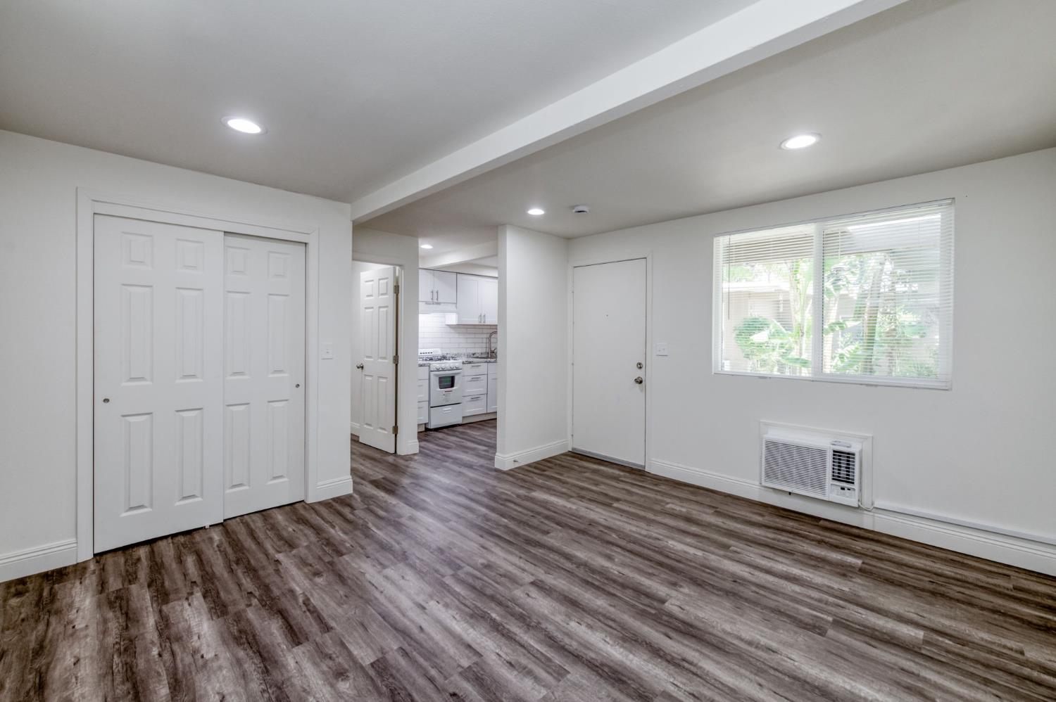 2833 N West Ave, Fresno, CA 93705