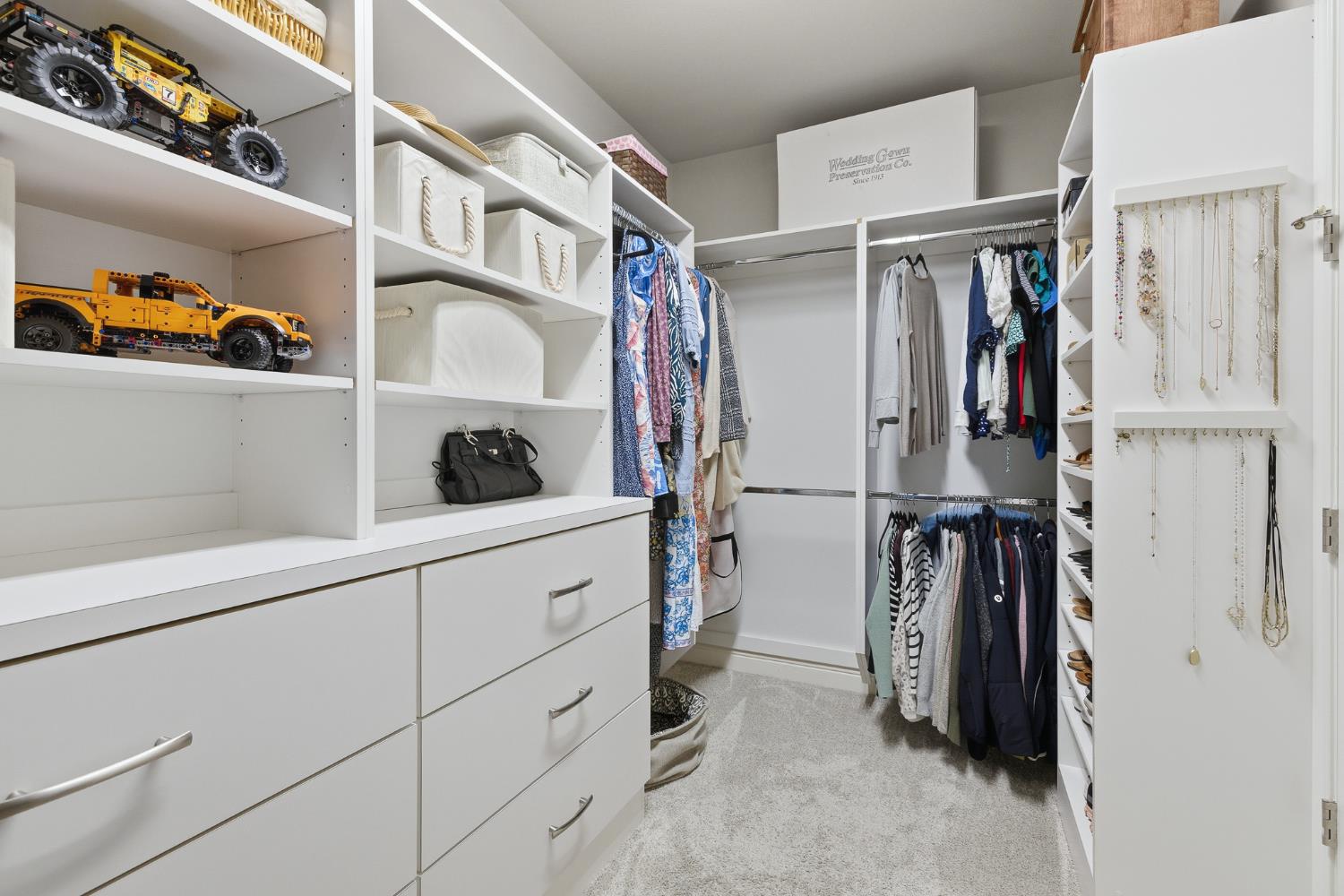 4179 Trenton Ave, Clovis, CA 93619