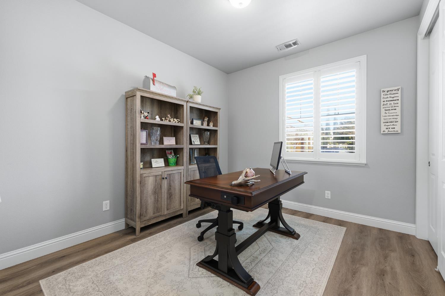 4179 Trenton Ave, Clovis, CA 93619