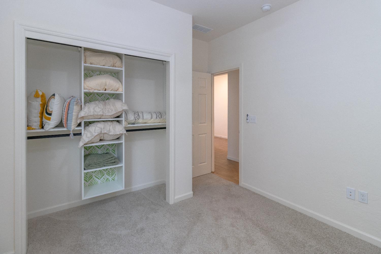 1158 Encore Way W, Madera, CA 93636