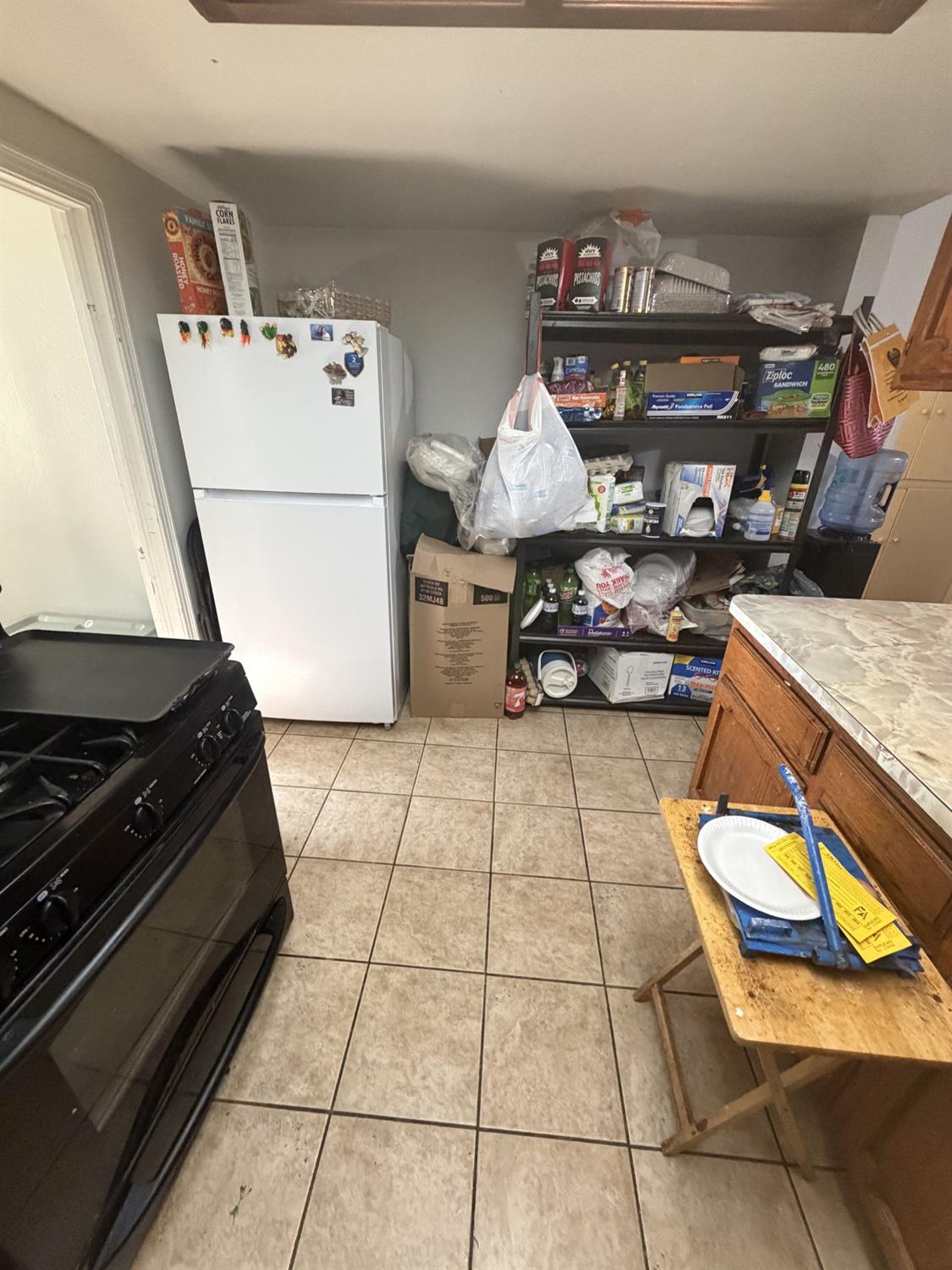 930 Sierra St, Madera, CA 93638