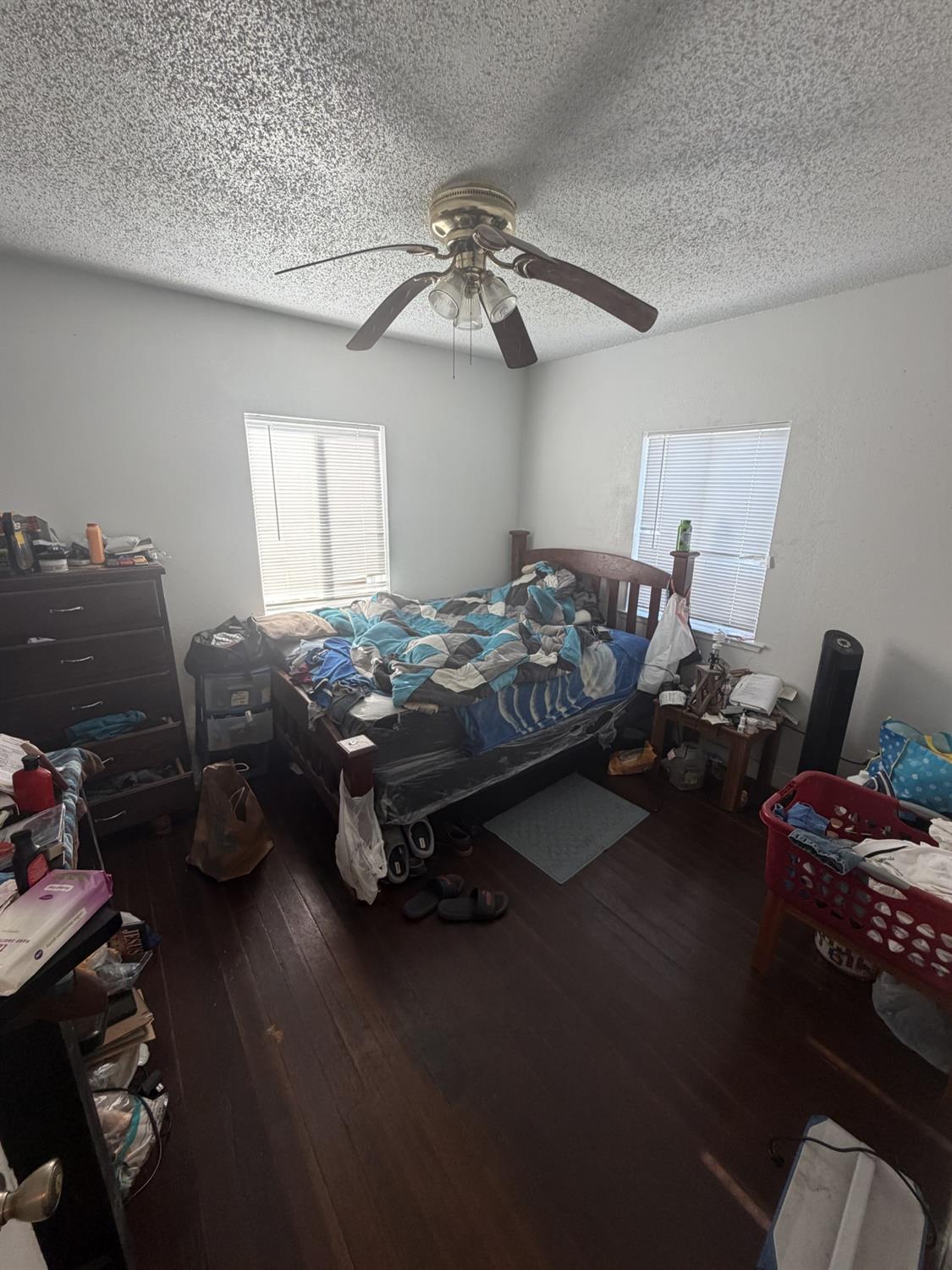 930 Sierra St, Madera, CA 93638