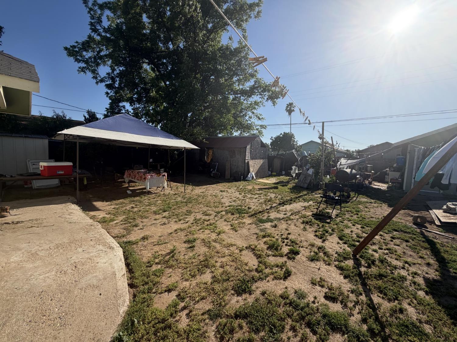 930 Sierra St, Madera, CA 93638