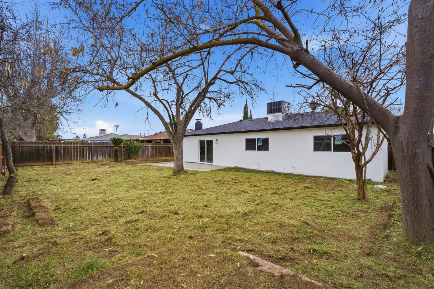 4573 N Woodson Ave, Fresno, CA 93705