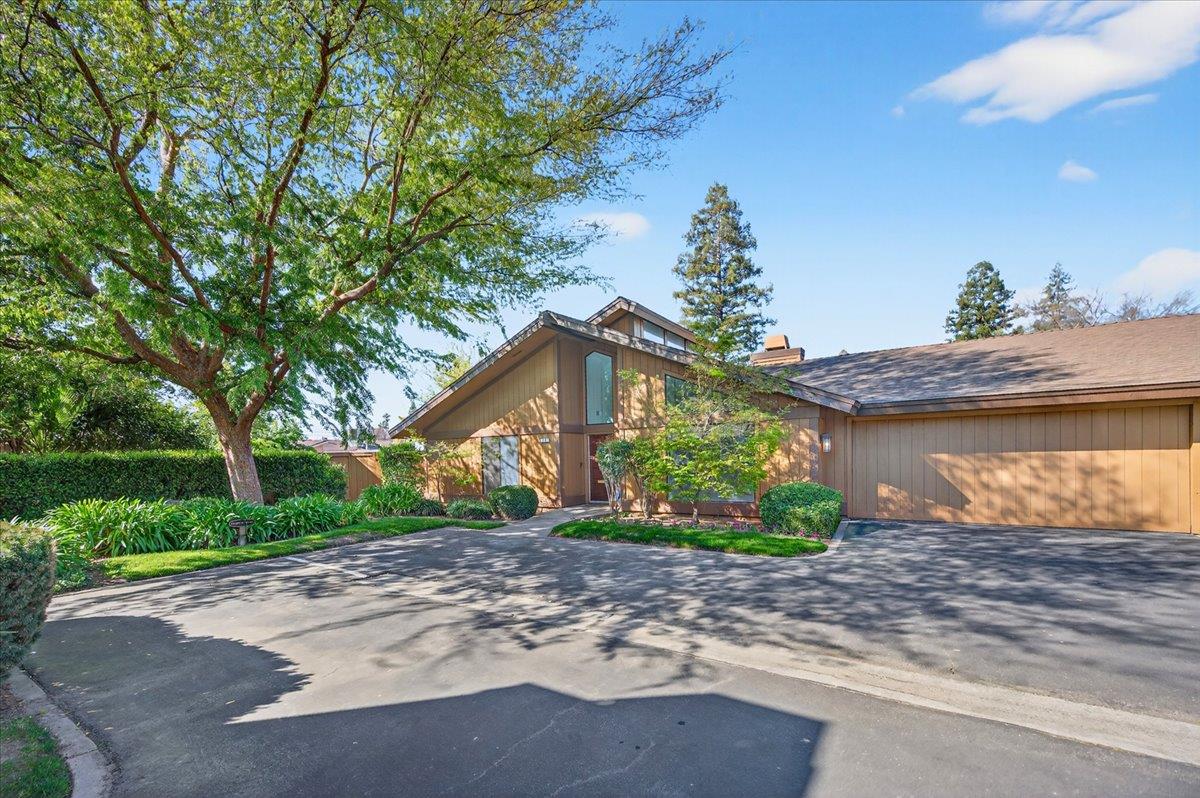 6260 N Palm #110, Fresno, CA 93704