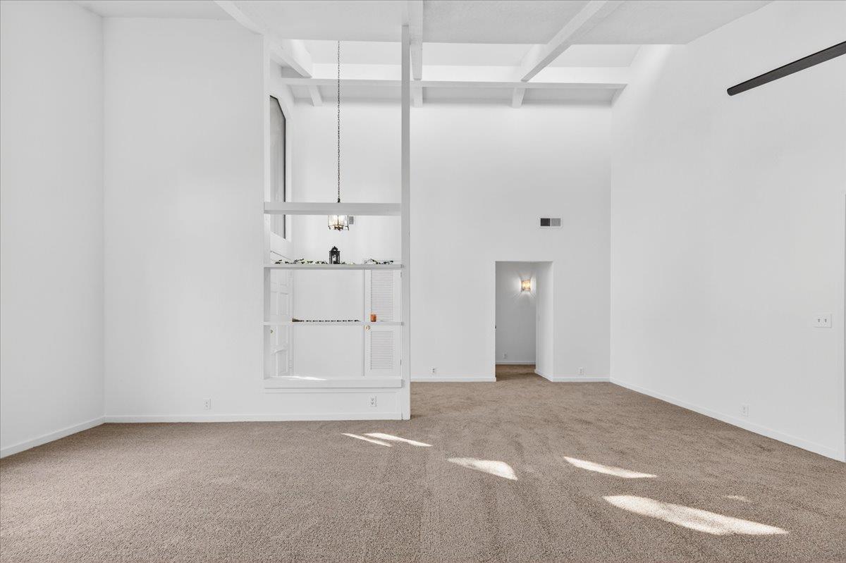 6260 N Palm #110, Fresno, CA 93704