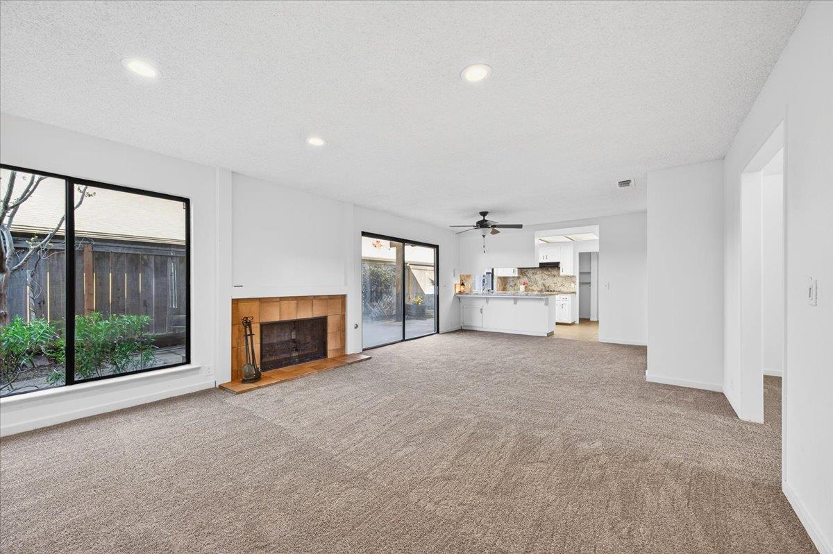 6260 N Palm #110, Fresno, CA 93704