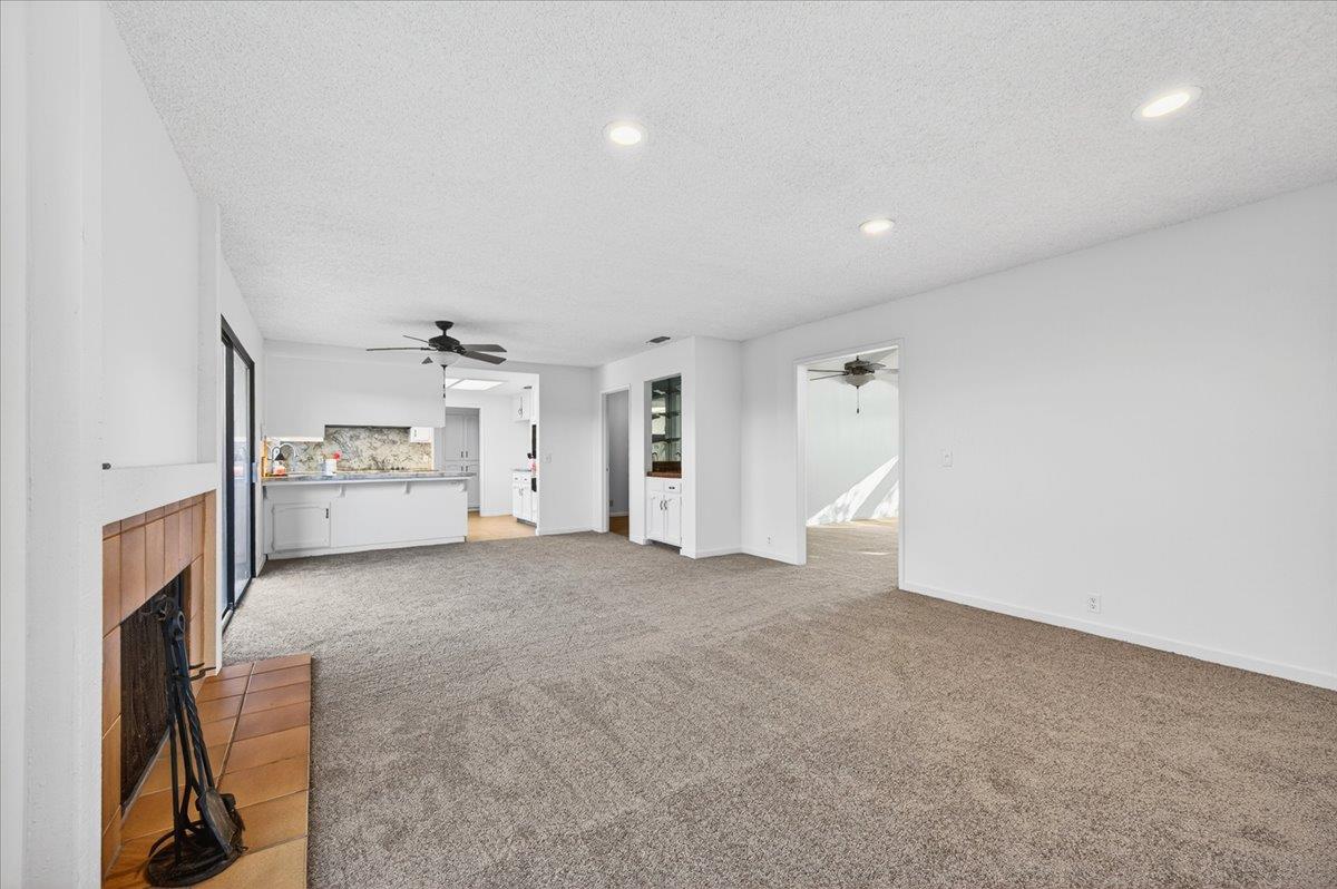 6260 N Palm #110, Fresno, CA 93704