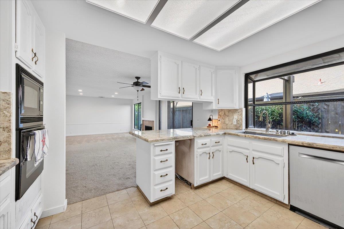 6260 N Palm #110, Fresno, CA 93704