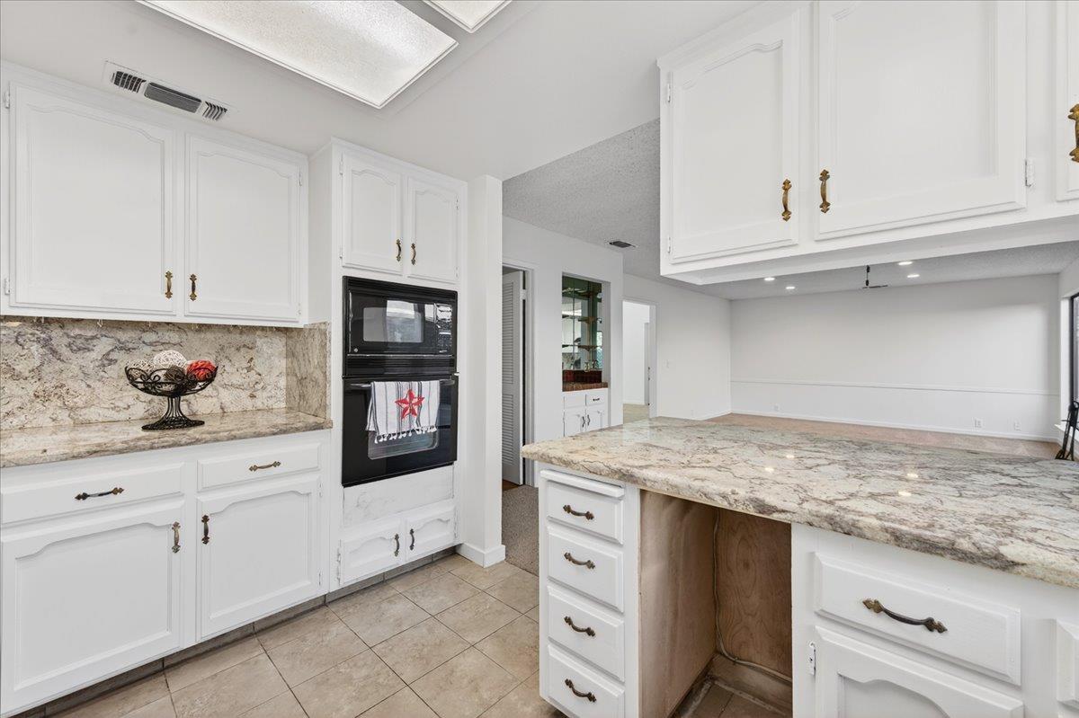 6260 N Palm #110, Fresno, CA 93704