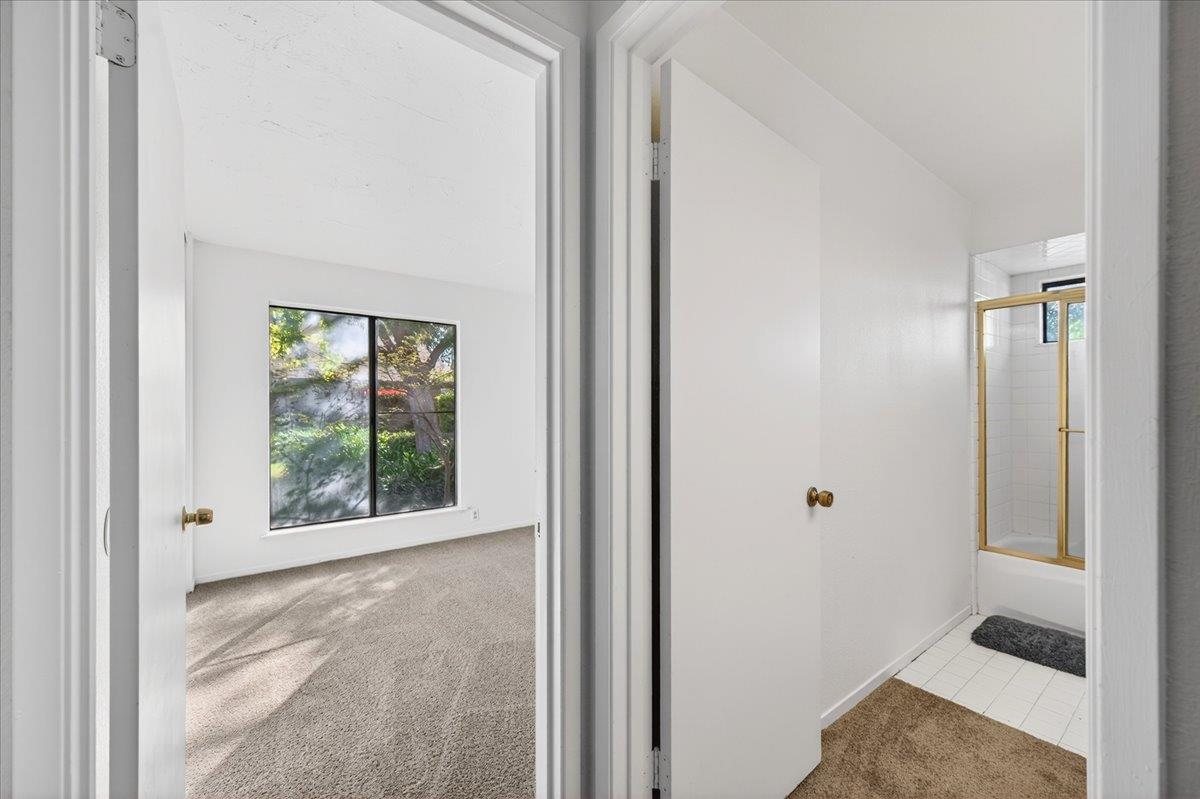 6260 N Palm #110, Fresno, CA 93704