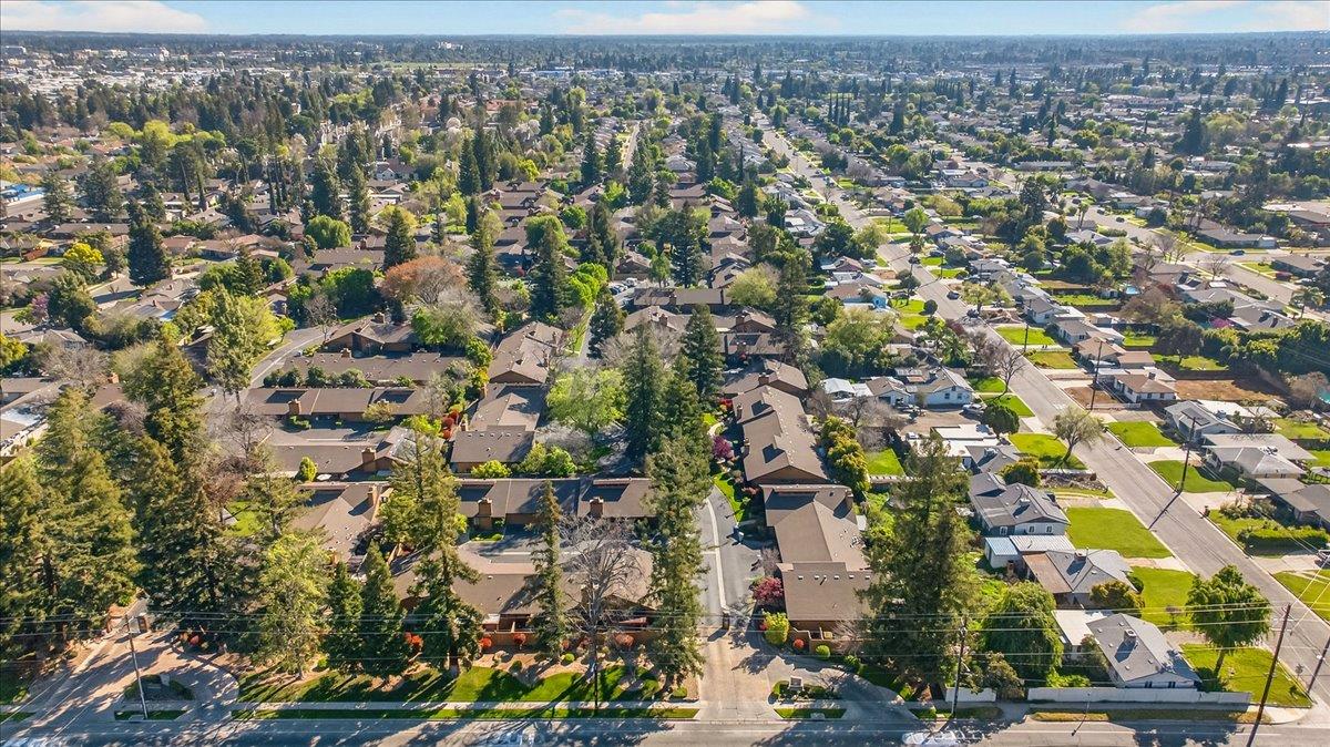 6260 N Palm #110, Fresno, CA 93704