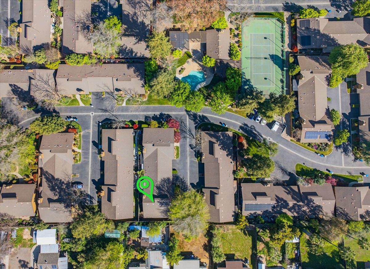 6260 N Palm #110, Fresno, CA 93704