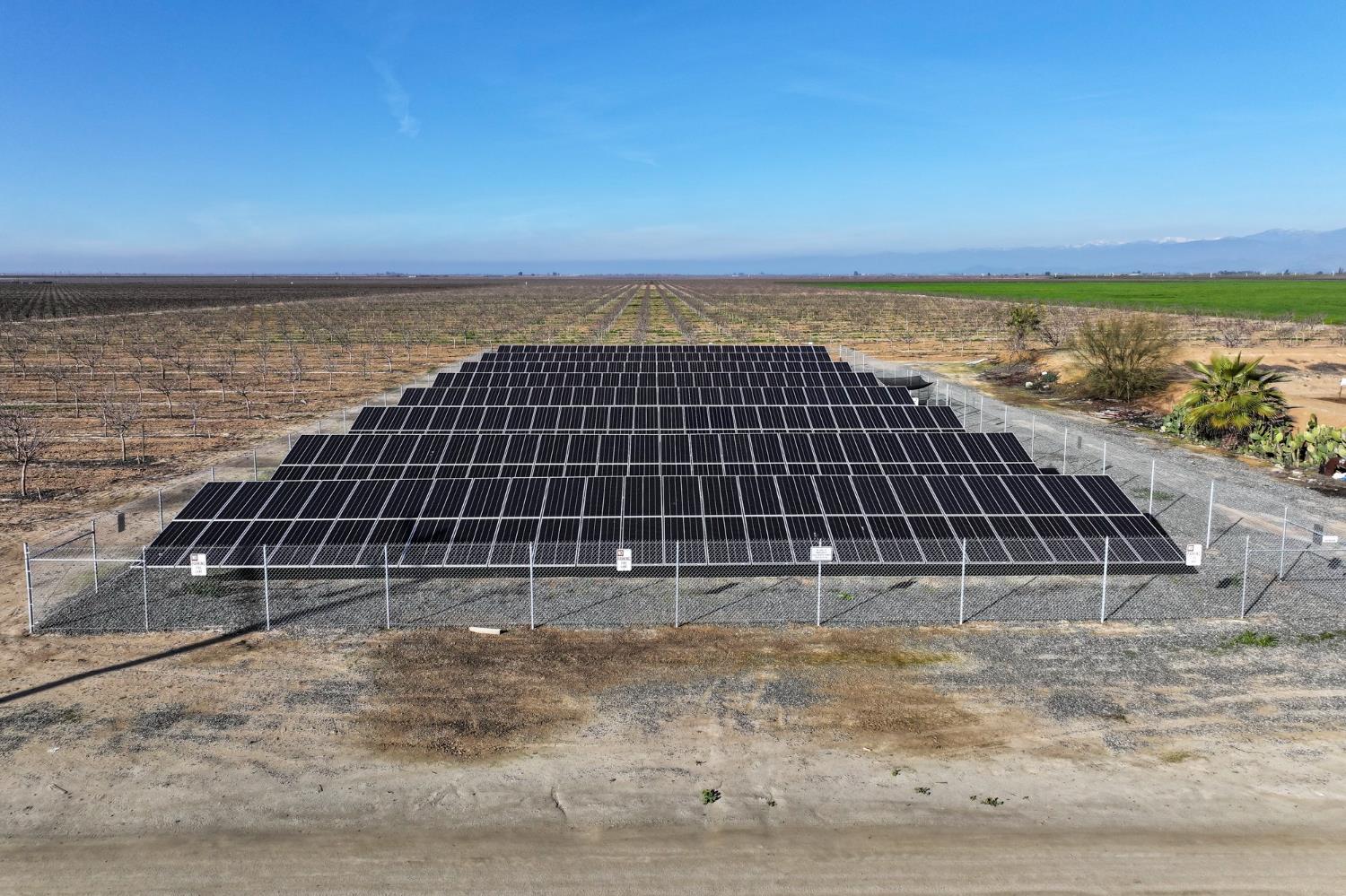 8000 Road 208, Terra Bella, CA 93270