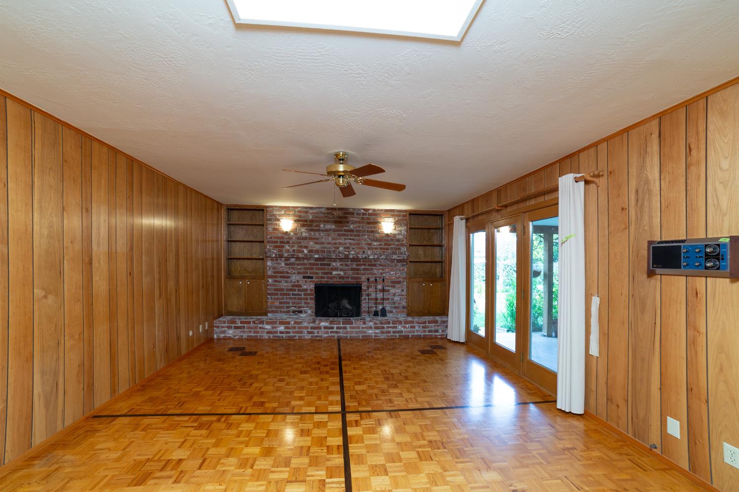 1514 E Escalon, Fresno, CA 93710