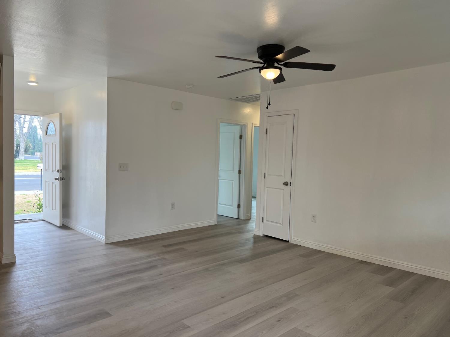 1901 Patterson Ave, Corcoran, CA 93212