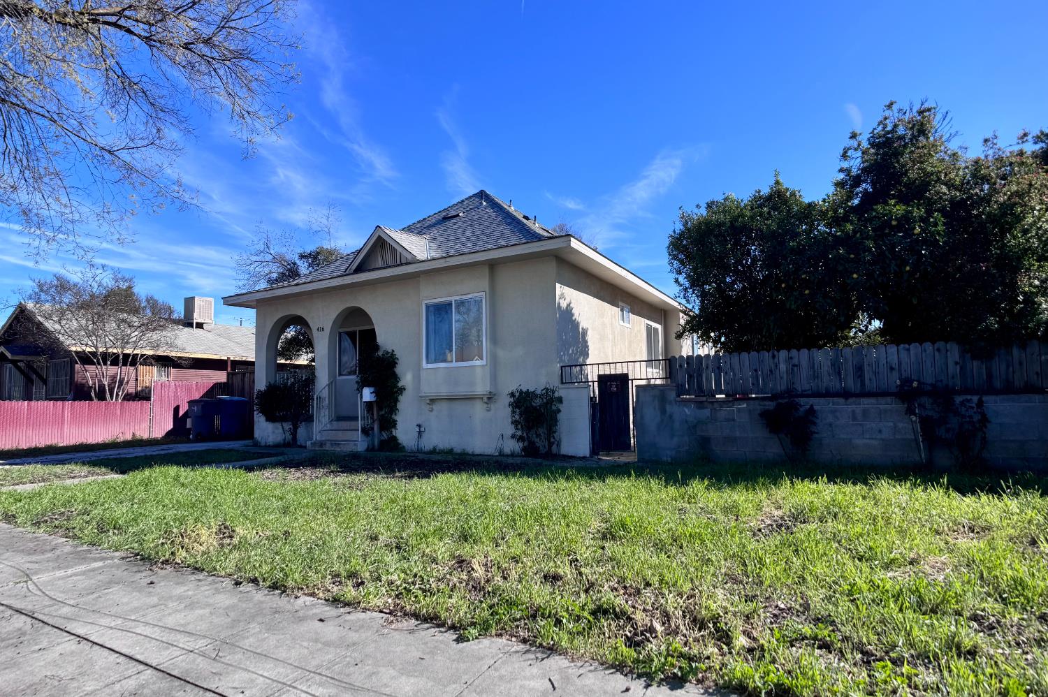 416 E Tuolumne St, Fresno, CA 93706