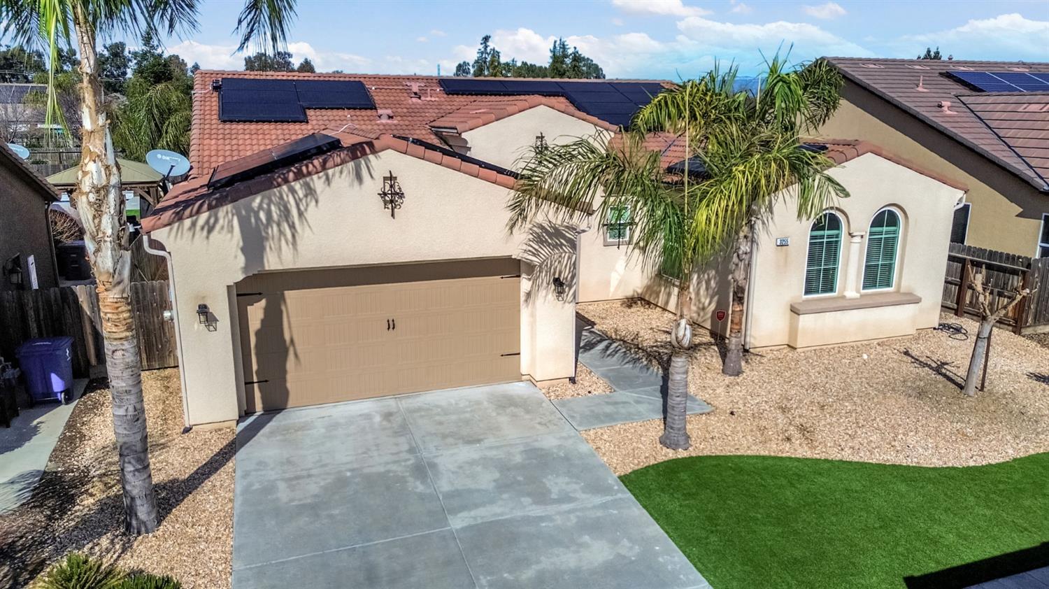 3255 Roberts Ave, Clovis, CA 93619