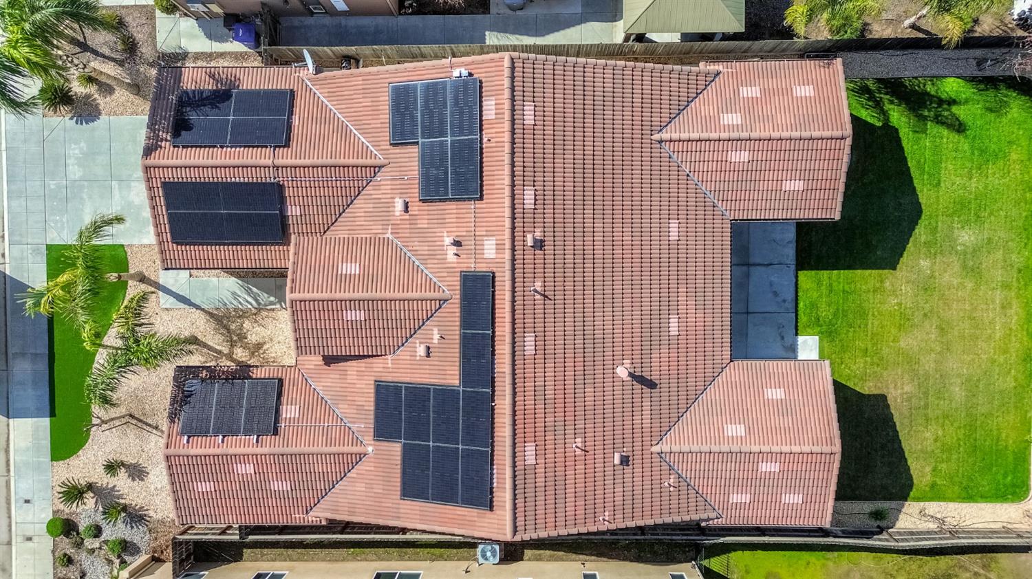 3255 Roberts Ave, Clovis, CA 93619