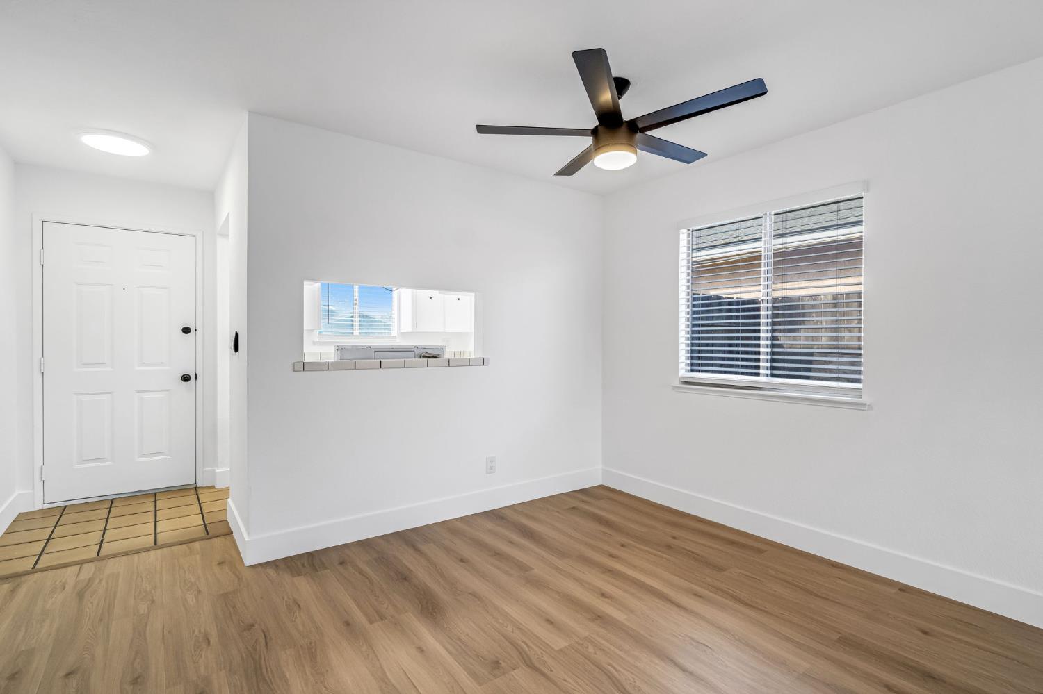 4376 W Cardiff Ave, Fresno, CA 93722