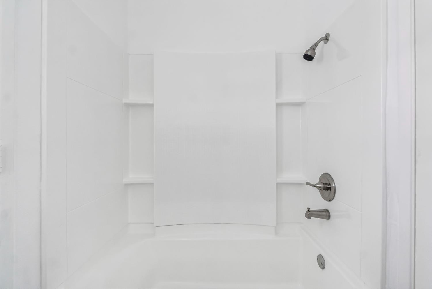 4376 W Cardiff Ave, Fresno, CA 93722