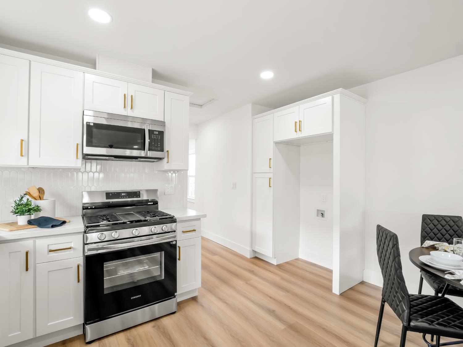 927 N St, Sanger, CA 93657