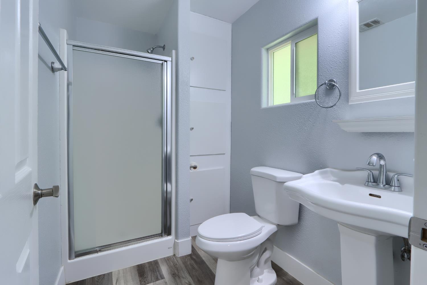 30658 Holiday Dr, Coarsegold, CA 93614