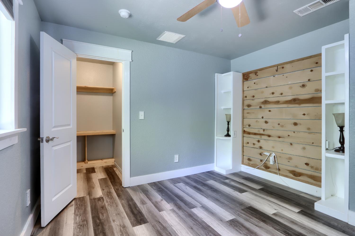 30658 Holiday Dr, Coarsegold, CA 93614