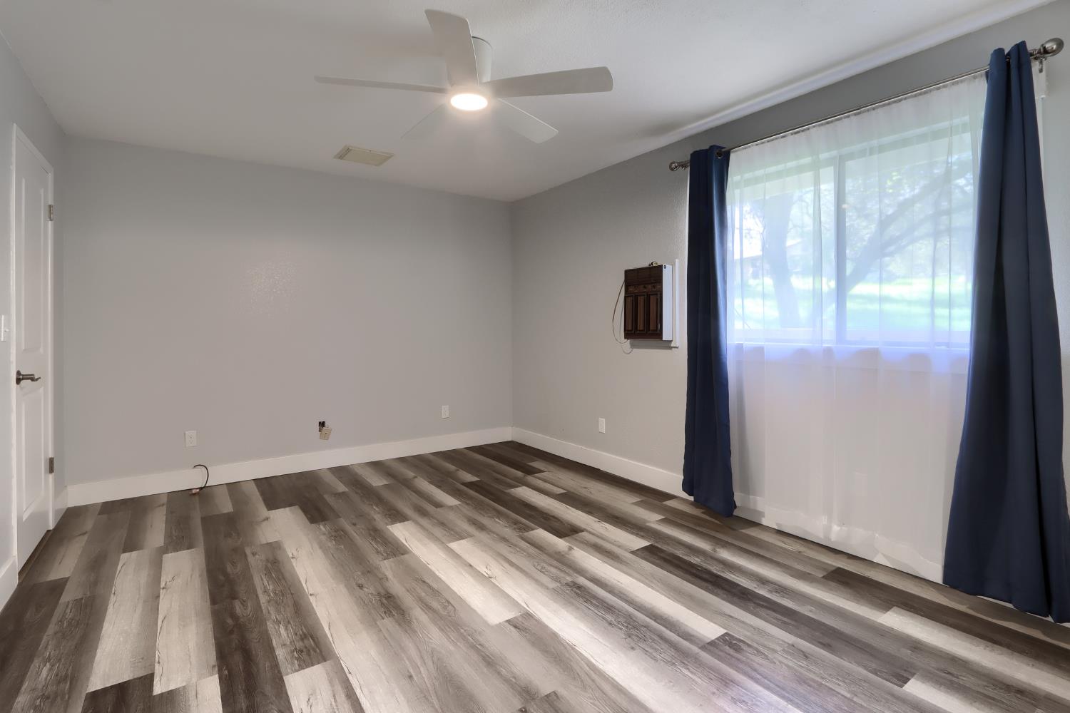 30658 Holiday Dr, Coarsegold, CA 93614