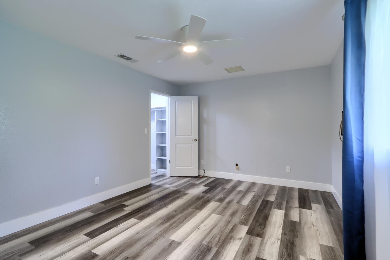 30658 Holiday Dr, Coarsegold, CA 93614