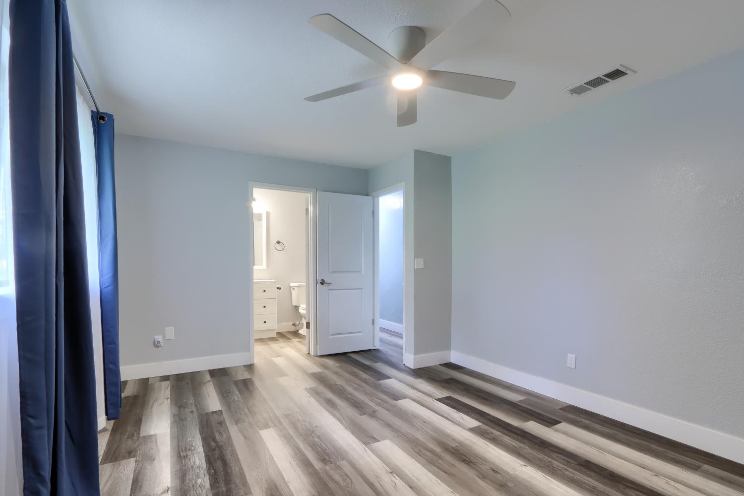 30658 Holiday Dr, Coarsegold, CA 93614