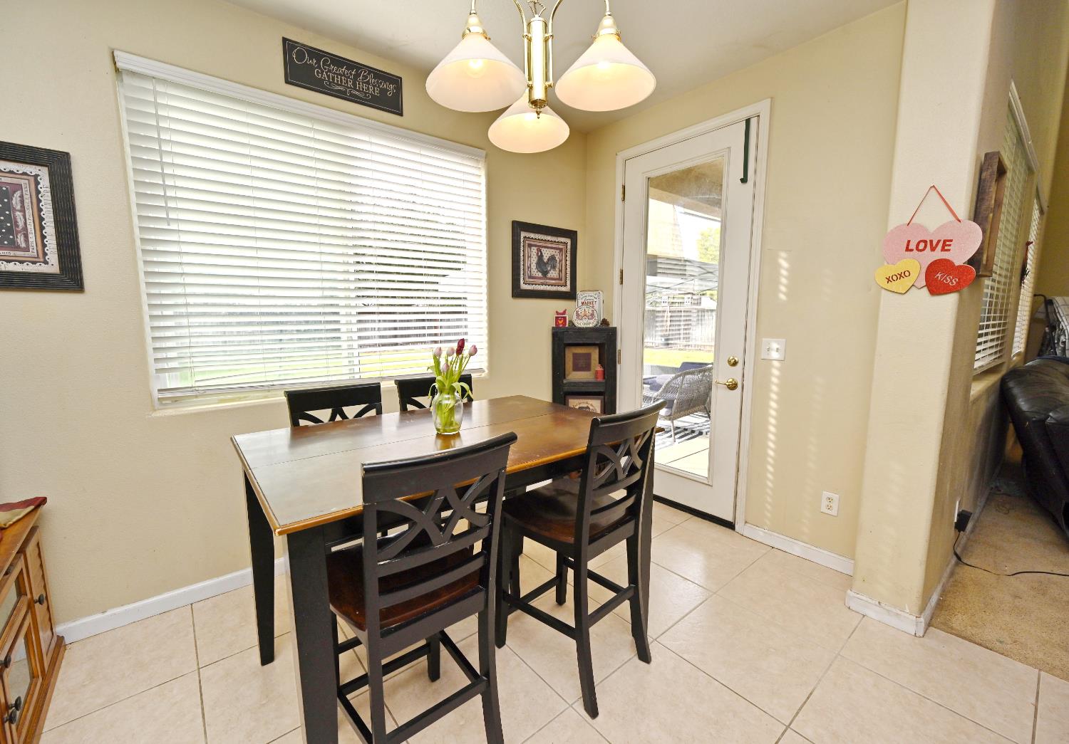 4793 N Emerald Peak Dr, Clovis, CA 93619